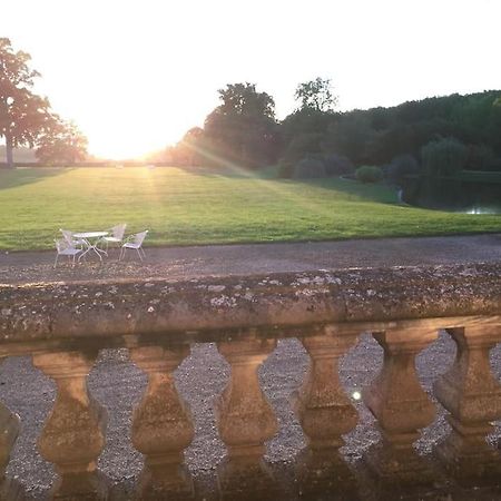 Charming Romantic Tower In Chateau Estate Ocquerre ภายนอก รูปภาพ